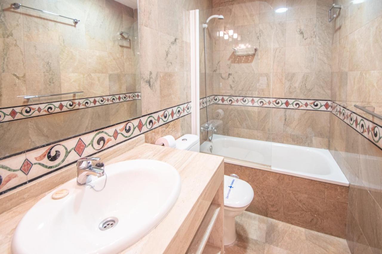 Apartamento El Meridiano De カディス エクステリア 写真