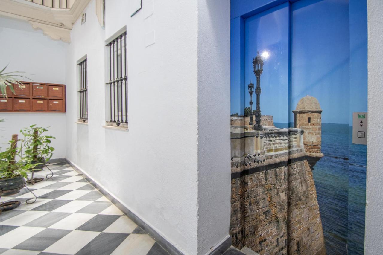 Apartamento El Meridiano De カディス エクステリア 写真